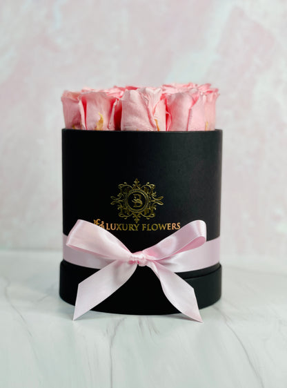 Round Elegance: 9 Preserved Roses Box